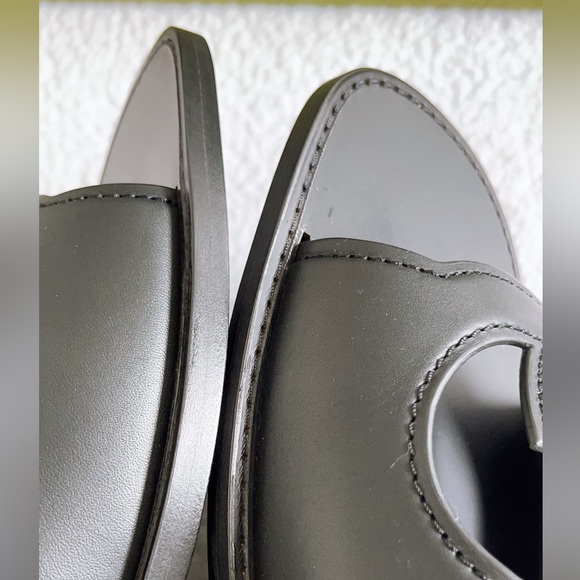 Authentic Gucci Men’s Interlocking G Leather Sandals - Picture 12 of 16